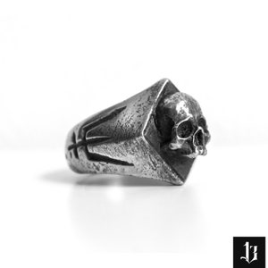 BLACKENFORK Ring Handmade Gothic Ring 925 Silver & Gold Skull Ring image 3