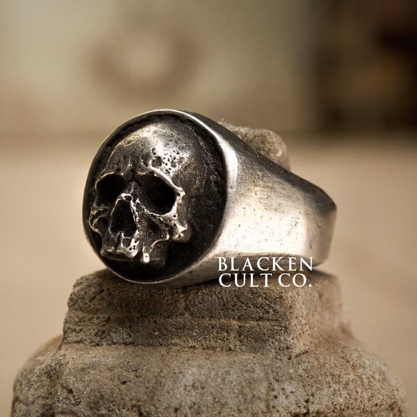 OBLIVION Ring (Handmade Gothic Ring • 925 Silver & Gold Skull Ring)