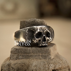 CLASSIC Ring (Handmade Gothic Ring • 925 Silver & Gold Skull Ring)