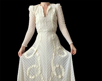 1930s Chantilly Lace Wedding Dress
