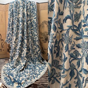 20世紀半ばのヴィンテージ刺繍クルーエルワーク織物