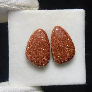 Alluring Golden Sand Stone Pair Cabochon With Metallic Copper, 13 x 9 x 3MM, 4.8ct,  Stone Highlight The Inherent Pattern & Texture.