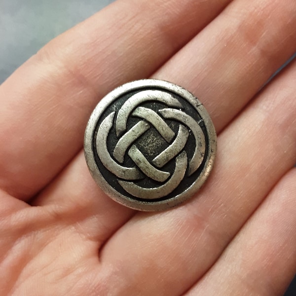 Recordatorio de aguja de metal desgastado con nudo celta / Recordatorio de cubierta de pintura de diamante / Imán / Alfiler / Estilo vintage / Color plateado / Irlandés escocés