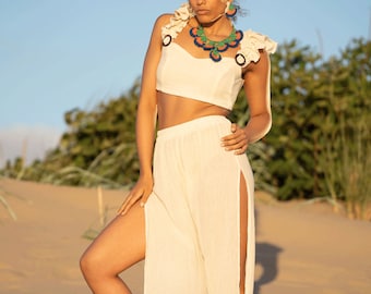 Conjunto boho de algodón orgánico hecho a mano: corpiño sin mangas y pantalón corto.