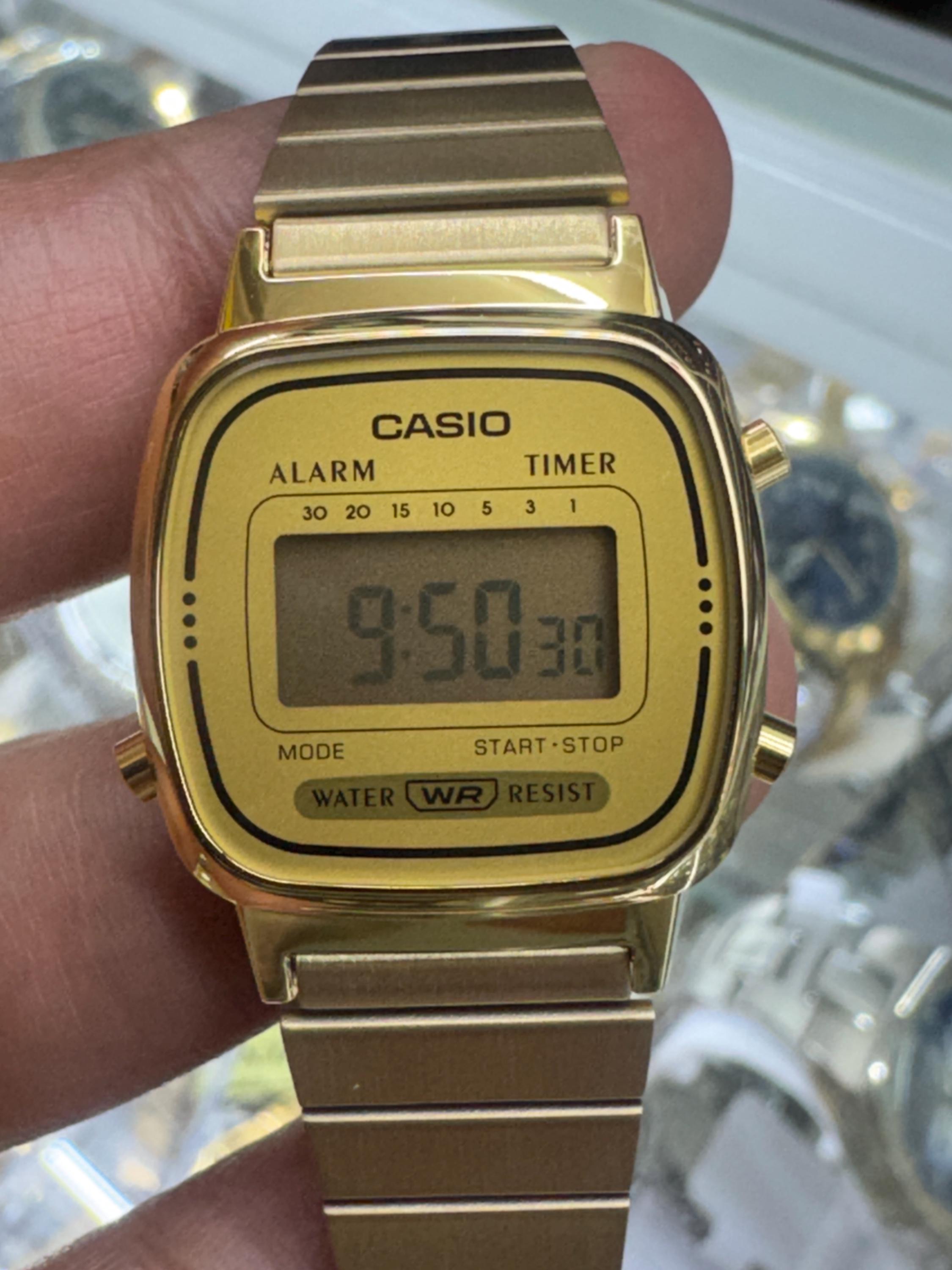 Casio Classic Watch , Extra Small Size 25mm Diameter , Brand 