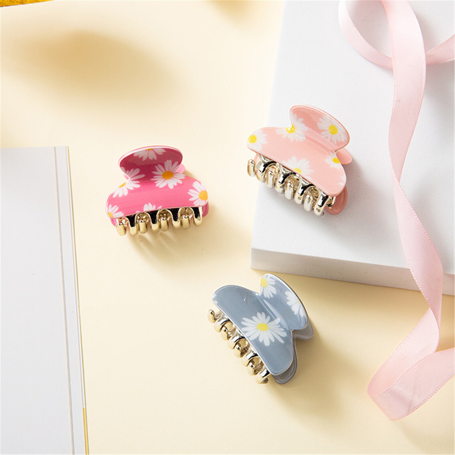 Small Daisy Hair Claw Clips Flower Printed Hair Clips Mini Etsy