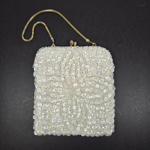 Sparkly & dainty, vintage hand beaded 1960s Du-Val Beaded Bag, made in Hong Kong, an evening bag with beads, sequins, rhinestones, gold.