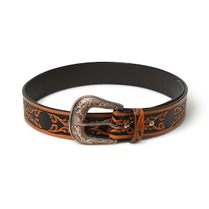 Hand Tooled Western Cowboy Leather Belt: Engraved Buckle