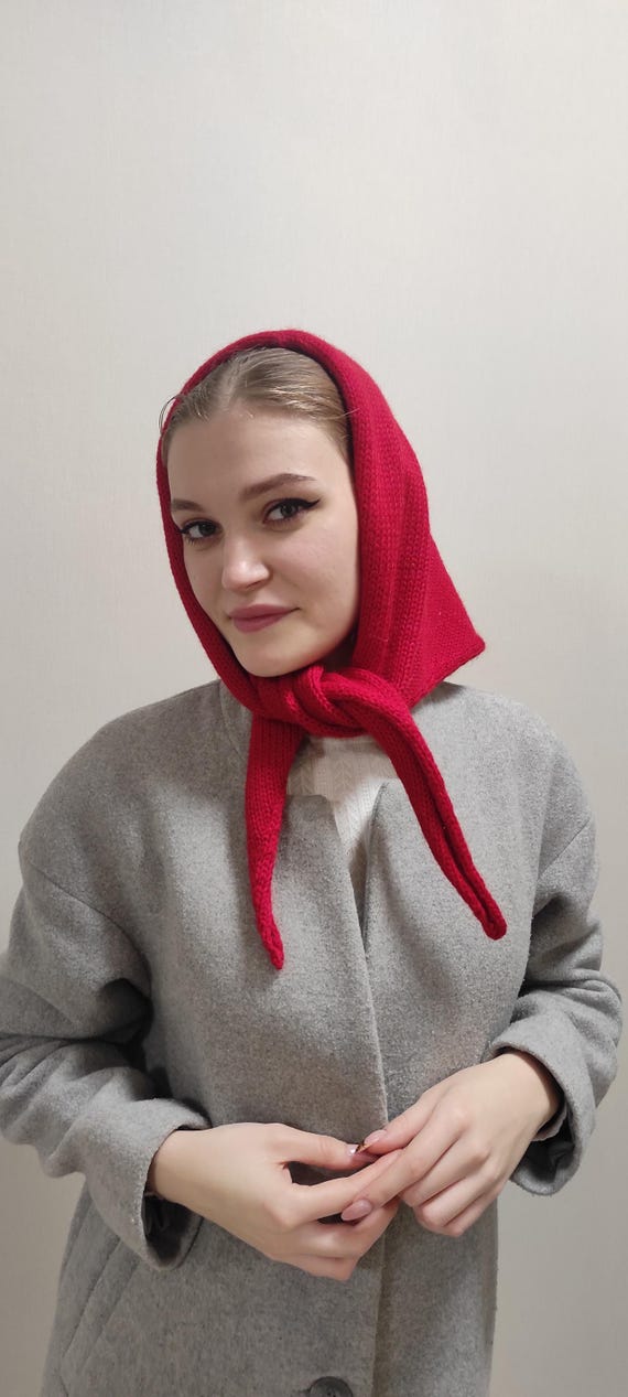 Cashmere head scarf,Warm bandana,women handmade neckerchief,triangle head  scarf best friend gift,neck warmer scarf