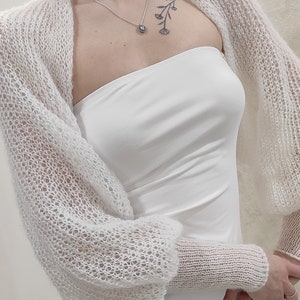 White Bridal Bolero/ Mohair Wedding Shrug/ Mohair Cover Up/ White Mohair Cardigan/ Bridal Sweater for women/Wedding Mohair Jacket