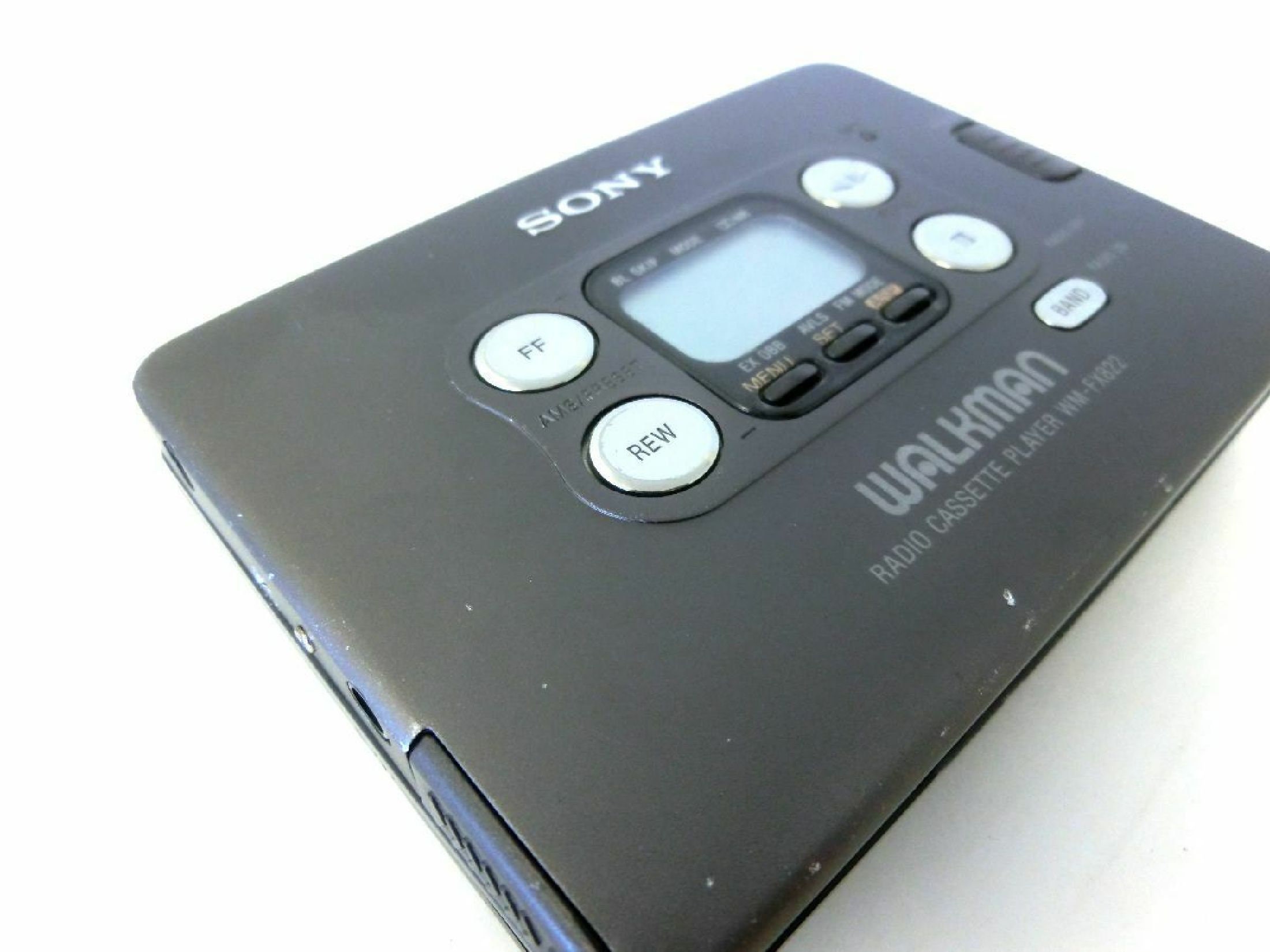 1995 Vintage Restored SONY Cassette Player WALKMAN WM-FX822 Good
