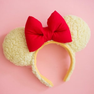 Winnie the Pooh Sherpa Disney Ears