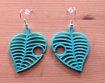 Animal Crossing Leaf Earring - Satin Green