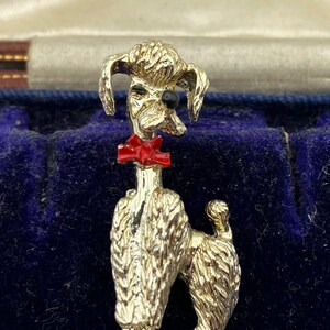 Vintage　1950s'　poodle l brooch VINTAGE DIAMOND GOLD POODLE DOG BROOCH 14CT GOLD CIRCA 1950