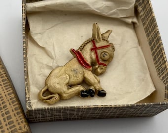 Broche vintage de celuloide Muffin the Mule, años 50, en su caja original.
