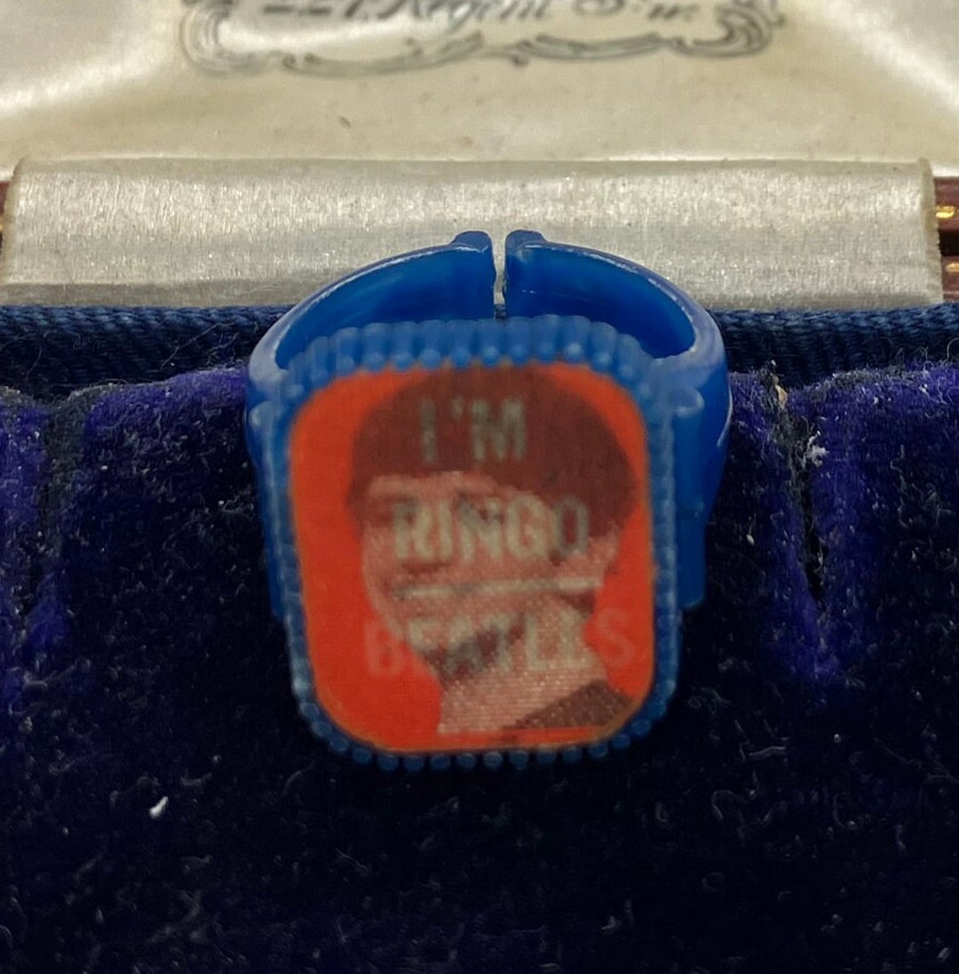 Rare 1960s Vintage Beatles Flicker Ring Ringo Starr Vari-vue Lenticular ...