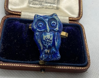 Vintage 1950s ceramic owl brooch - very unusual