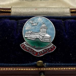 Vintage 1970er Jahre London Airport Brosche