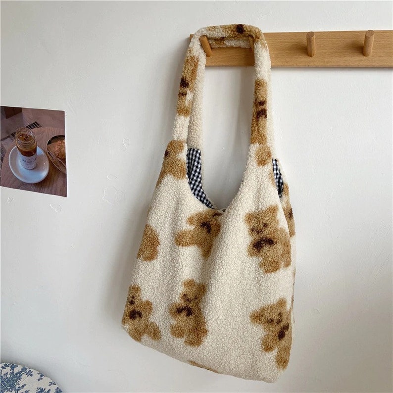 Furry Shoulder Bags For Women Women Lamb Like Fabric Shoulder Tote Bag Fluffy Fur Teddy Bear Large Bag