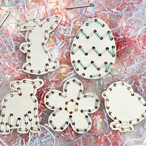Brinquedos fofos de amarrar para a Páscoa com ferramentas de amarrar Arquivo digital cortado a laser | Coelho, Cordeiro, Pintinho, Ovo, Flor | Atividade silenciosa | Glowforge