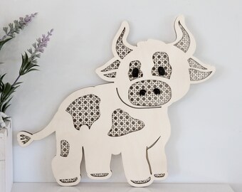 レーザーカット デジタル ファイル | かわいい子牛 SVG | 籐の子牛 | ボヘミアン 牛 | ボヘミアン 保育園 | 農場の動物 | 子牛 SVG | 木製牛 | Glowforge