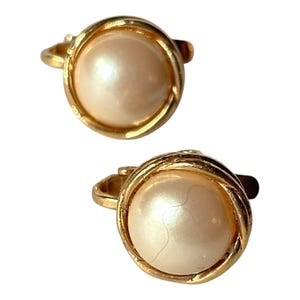Vintage Faux Pearl Clip On Earrings, Gold Tone 1950s Costume Jewelry