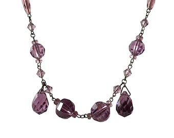 Naszyjnik z fioletowych szklanych koralików w stylu art déco z Czech, lata 30. XX wieku