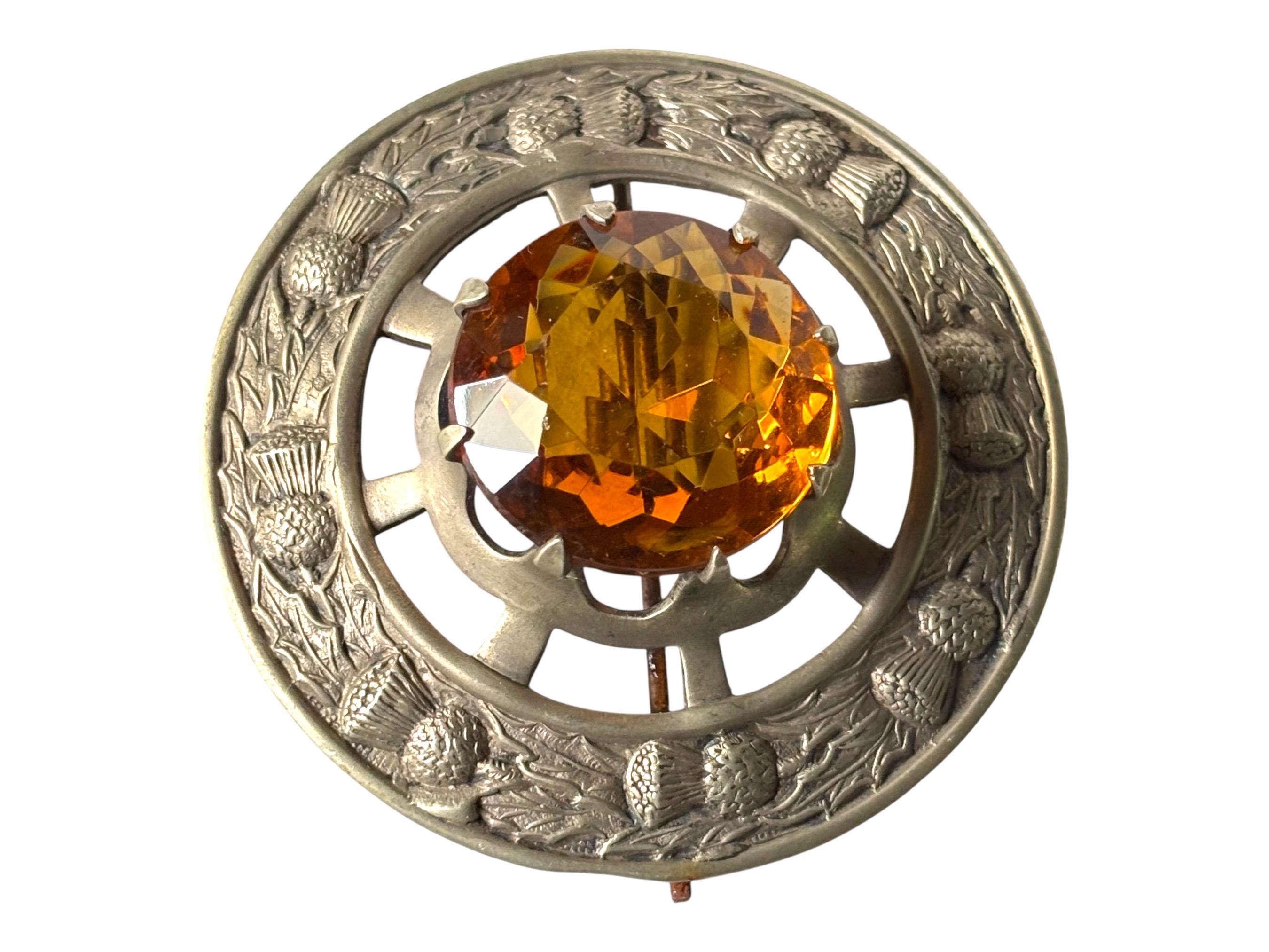 アンティークスコットランドアザミブローチ：ホワイトメタル、アンバー