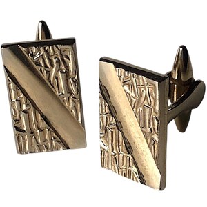 Vintage Gold Tone Bark Pattern Cufflinks, 1960s Diagonal Band Design