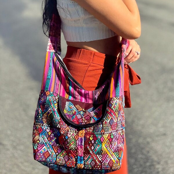 Authentische Huipil Crossbody Tasche, Boho Tasche, handgewebt, made in Guatemala