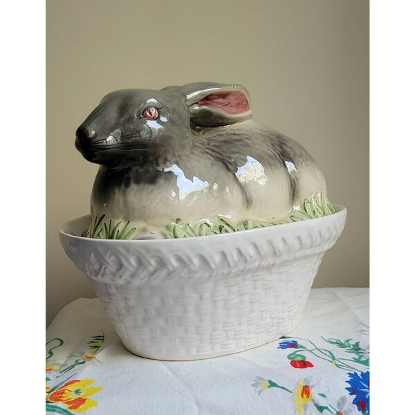 VTG-Olfaire-Rabbit Covered Casserole/ Tureen