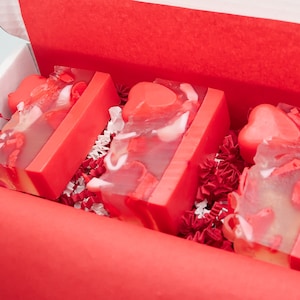 Love hearts soap gift box | Personalised Soaps | Valentines