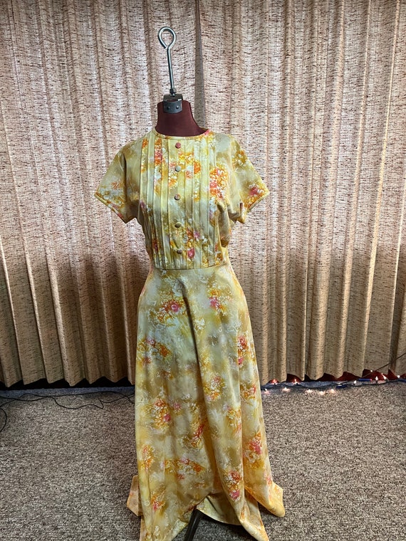 Pretty 70s floral maxi dress creamy yellow long d… - image 4