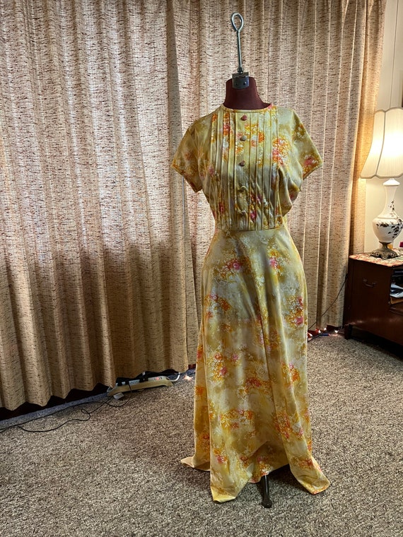 Pretty 70s floral maxi dress creamy yellow long d… - image 2