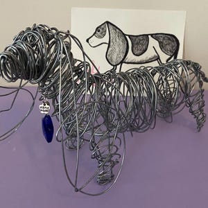 Basset Hound / Escultura de alambre / Arte / Arte canino / Arte de Basset Hound
