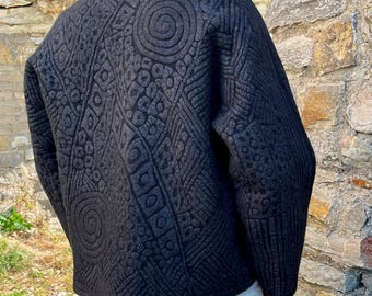 ブラックメリノウールフェルトジャケット ハンドメイド ユニセックス ゴシック オーバーサイズコート