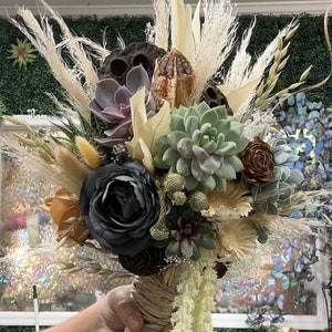 Custom Designed Succulent Wedding Bouquets/Various Sizes & Styles Available/Live Plants/Beautiful Variety/Clutch/Cascading Bouquet/Boho