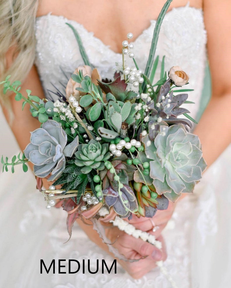 Succulent Wedding Bouquets/Various Sizes Available/Live Plants/Elegant Bridal/Quinceanera/Beautiful Variety/Clutch/Cascading Bouquet/Custom image 1