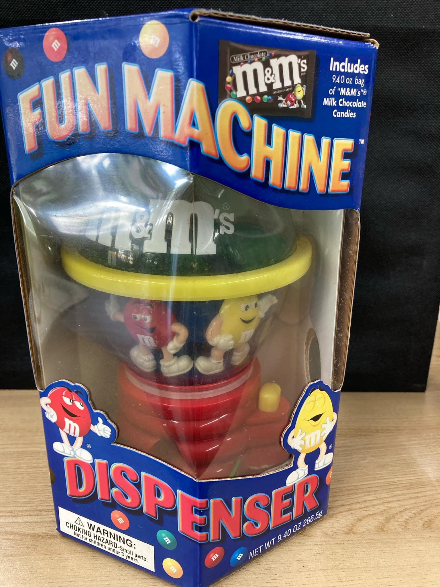 特撮 M&M's Fun Machine Dispenser Amazon.com: M&m's Fun Machine Dispenser: Other Products