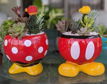 Minnie planter/ Mickey planter/ Disney Planter/ succulent pot/ flower pot/ vase/ plant container/ ceramic plant pot/ succulent kit