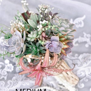 Succulent Wedding Bouquets/Various Sizes Available/Live Plants/Elegant Bridal/Quinceanera/Beautiful Variety/Clutch/Cascading Bouquet/Custom image 3