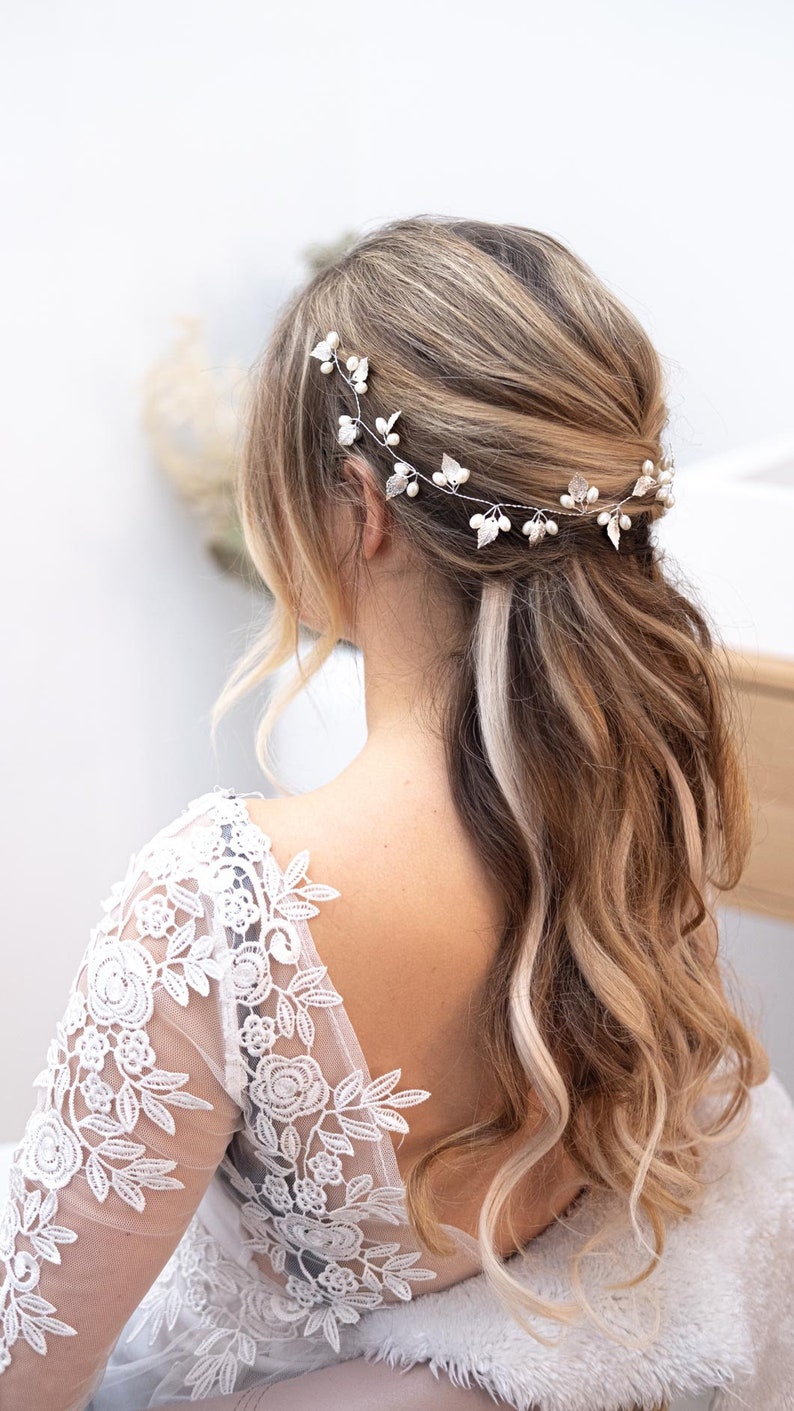 Haarranke / Haarrebe Haarschmuck, Braut Kopfschmuck für deine Hochzeit Haar Rebe Stirnband Blattform mit Perlen Vumari Gold und Silber Bild 7