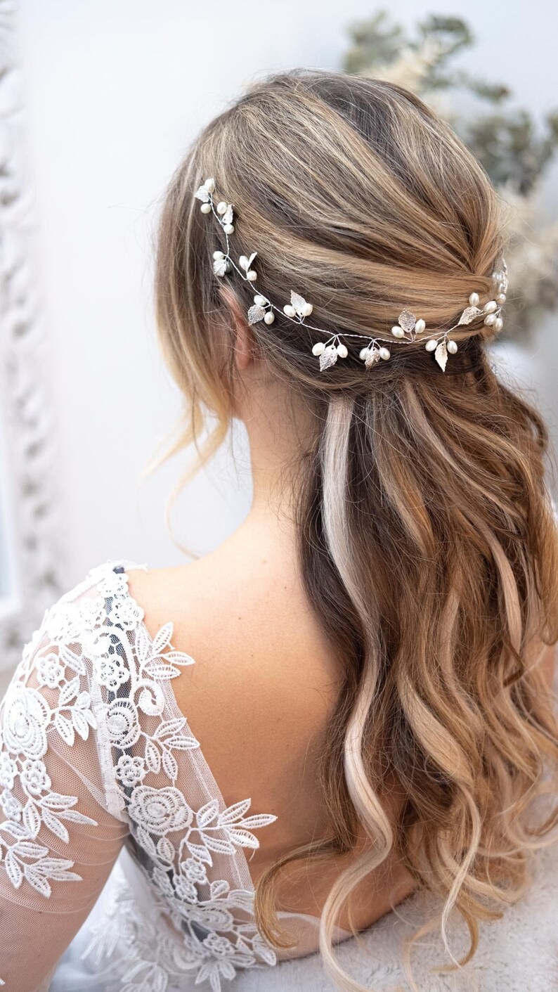 Haarranke / Haarrebe Haarschmuck, Braut Kopfschmuck für deine Hochzeit Haar Rebe Stirnband Blattform mit Perlen Vumari Gold und Silber Bild 3