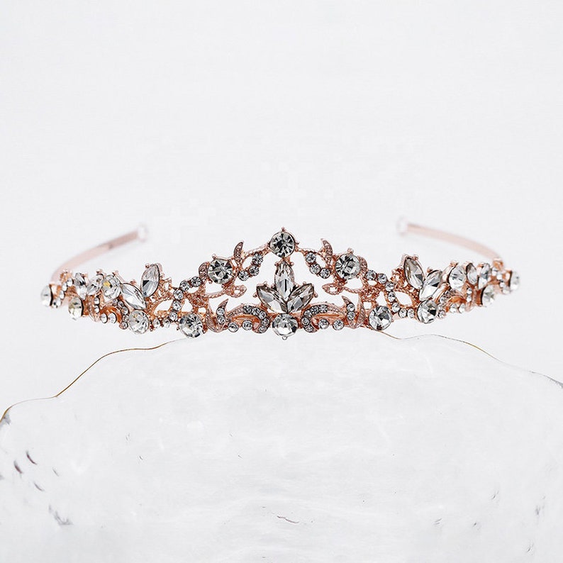 Tiara Diadem Braut Haarschmuck, Hochzeit Haarschmuck Hochwertiger Brauthaarschmuck von Brautschmuck Vumari Bild 7