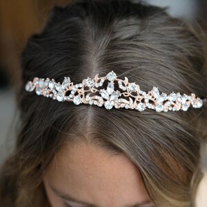 Tiara Diadem Braut Haarschmuck, Hochzeit Haarschmuck Hochwertiger Brauthaarschmuck von Brautschmuck Vumari Bild 5