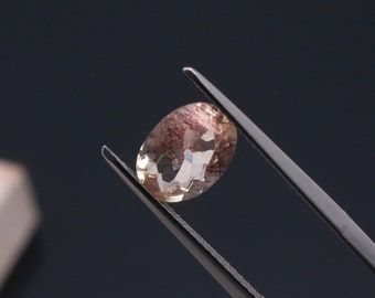 Beautiful natural Oregon sunstone faceted oval shape 9.9X7.2X4 MM loose gemstone for jewellery making