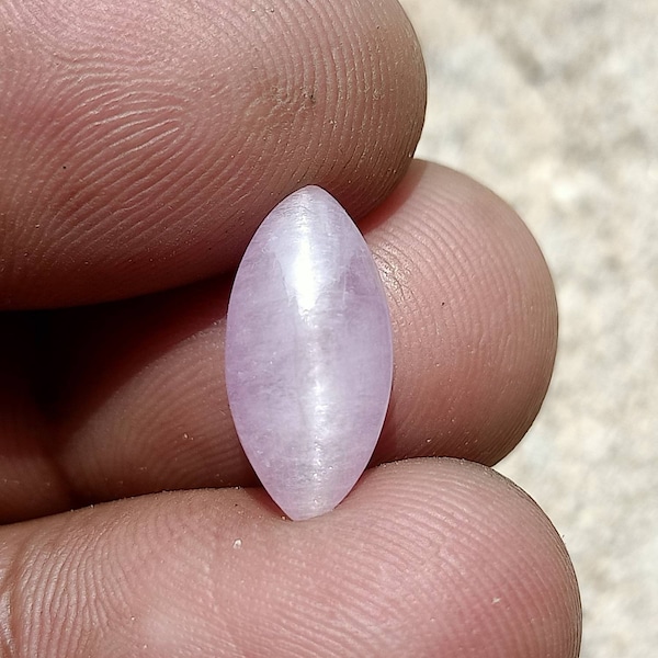 Natural kunzite cat's eye cabochon Marquise shape 15.2X7.5X6.6 MM loose gemstone