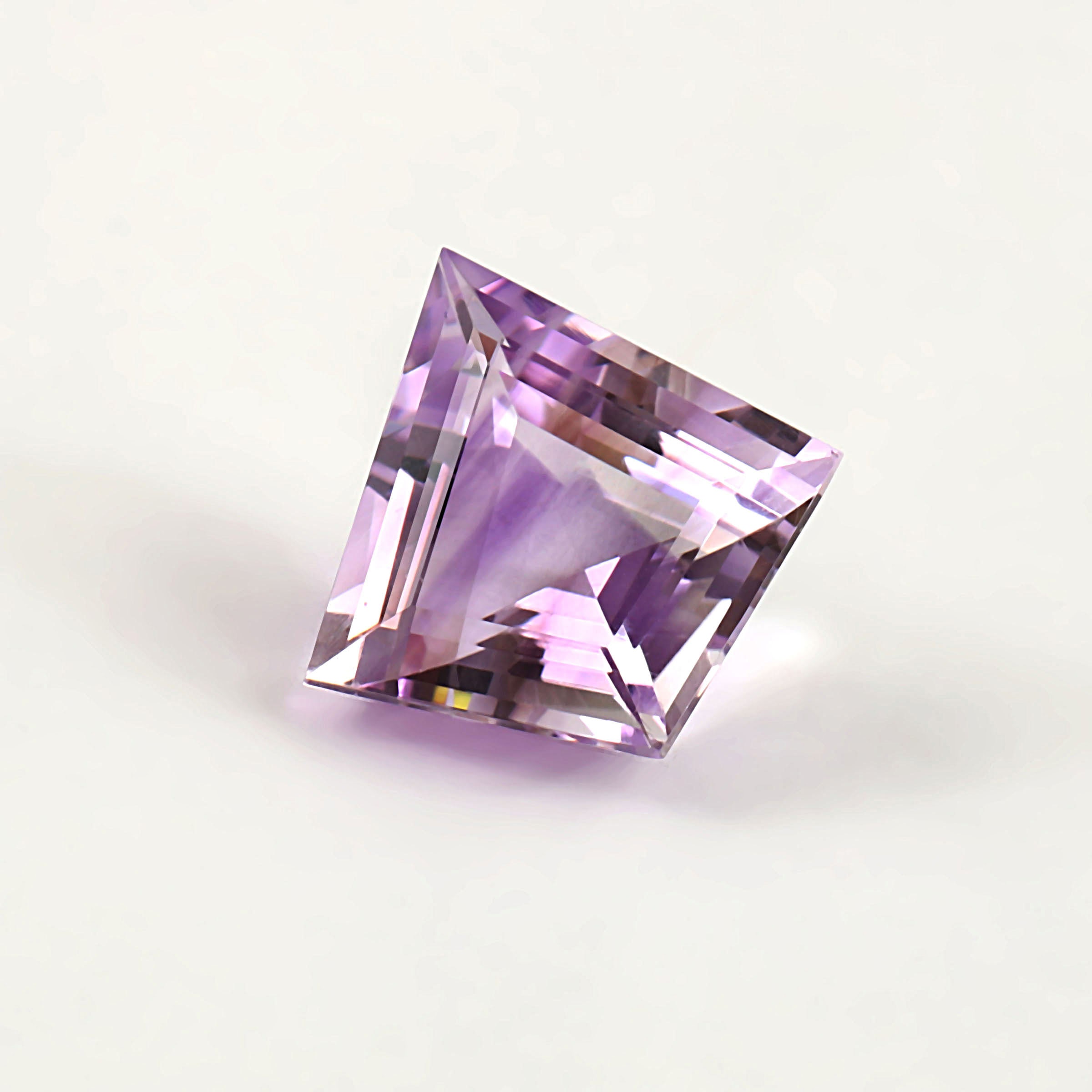 天然パープルスーパーセブンアメジストファセットカット宝石カイト