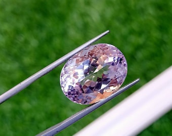 Natural Kunzite Gemstone: 19.75 Carat Faceted Oval, Jewelry Making