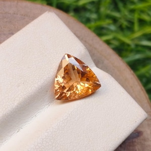 Amezing Natural Peach Colour Tourmaline Faceted Trillion Shape 10X10X5.60 MM Loose Gemstone for jewelry making